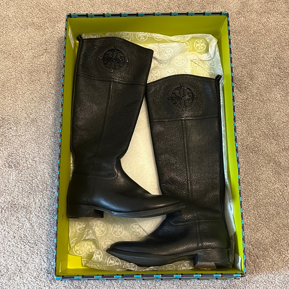 Tory Burch Black leather riding boot